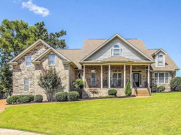 8008 Timber Cove Dr, Mount Juliet, TN 37122