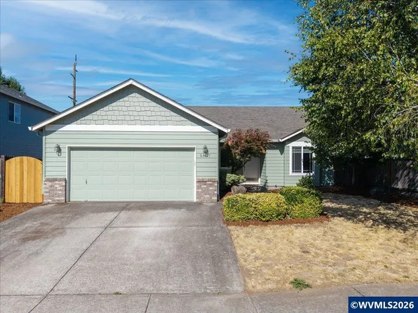 5437 Burbank St N, Keizer, OR 97303