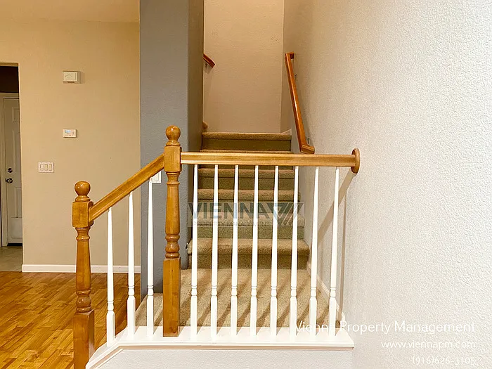 3301 Leiper Loop — Photo 14