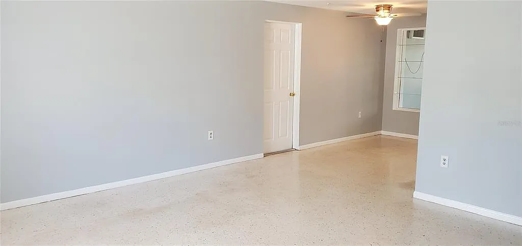 2 bed, 2.0 bath, 1253 sqft, $1,950 — Photo 4