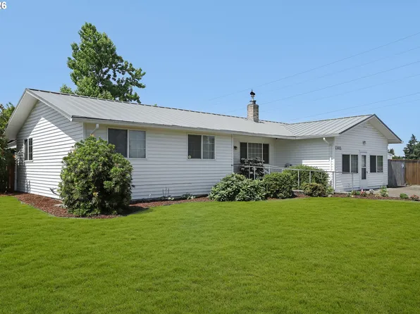 13011 Berta Dr, Oregon City, OR 97045