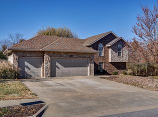 5031 S Greenfield Rd, Battlefield, MO 65619