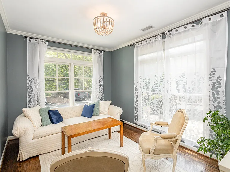 418 Olmsted Park Pl — Photo 10