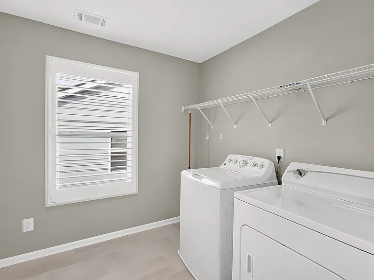 182 Oasis Dr — Photo 21