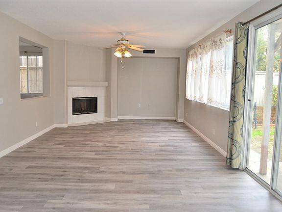 3rd image of 1565 Summer Creek Ct