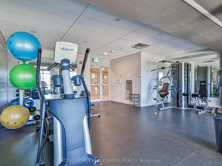 2 Adam Sellers St #601 — Photo 33