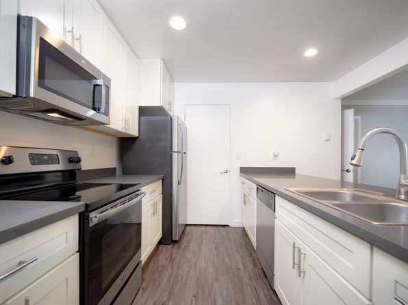 740 Casanova Ave #11