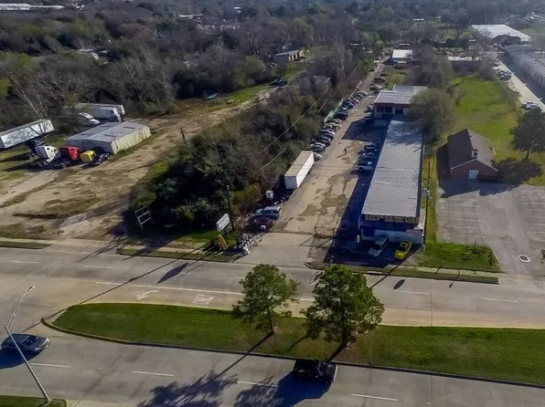 10326 Antoine Dr, Houston, TX 77086
