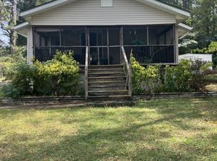 104 Lakeview Dr, Pell City, AL 35128