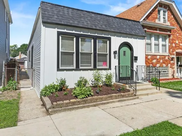 1332 Euclid Ave, Berwyn, IL 60402