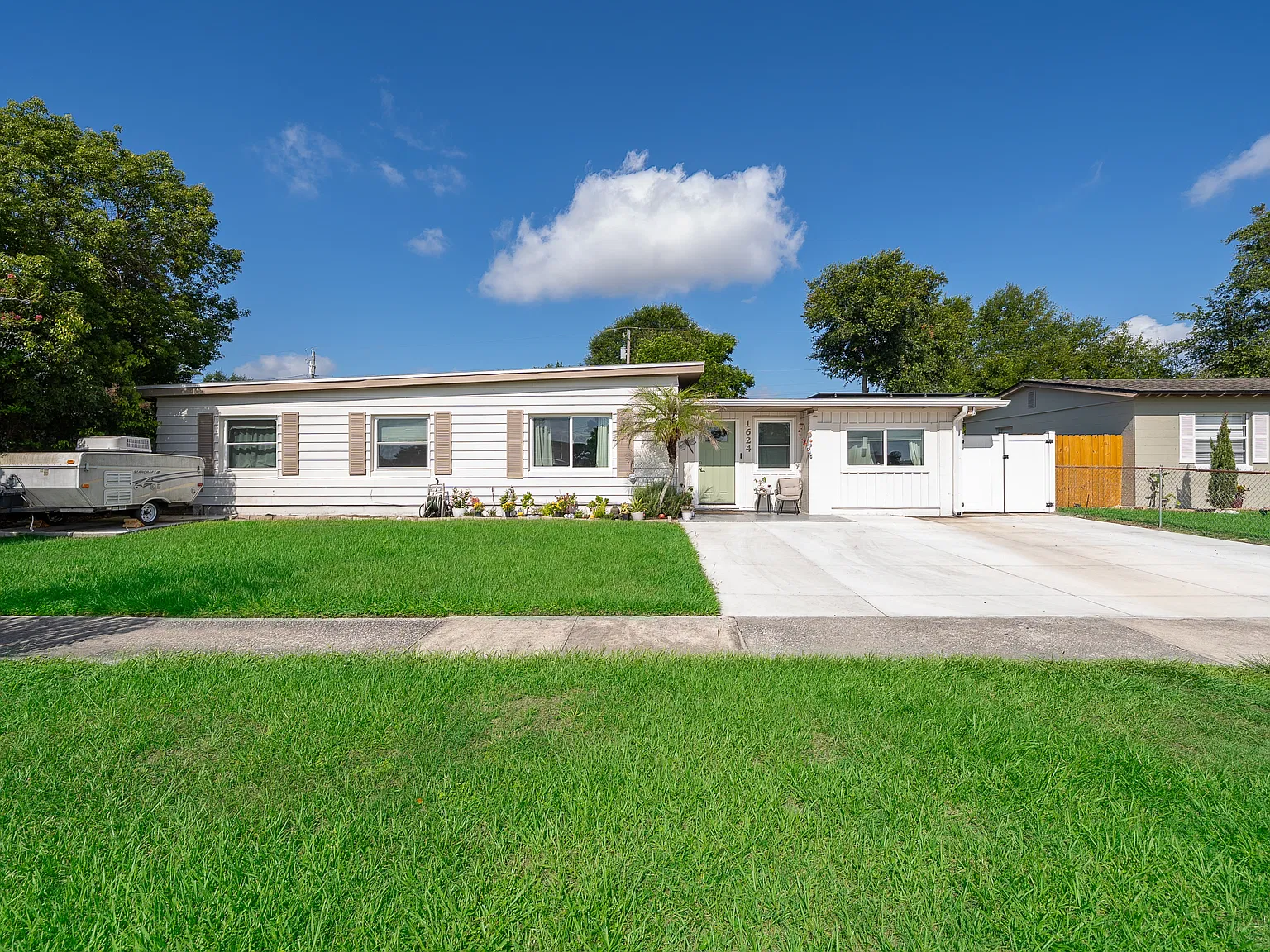 1624 Hollis Drive - 1 — Photo 1