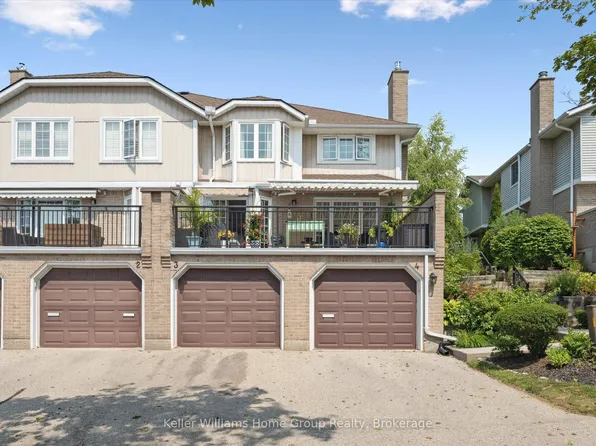 106 Woodlawn Rd E #4, Guelph, ON N1E 1B7