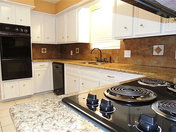 4th image of 1426 Ash Meadow Dr