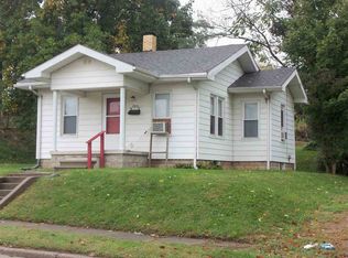 823 SE 3rd St, Washington, IN 47501