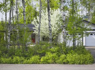 520 Glenwood Rd, Whitefish, MT 59937