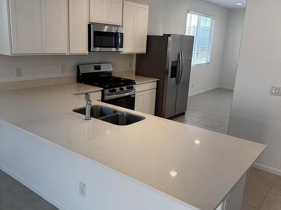 3rd image of 15672 W Williams St