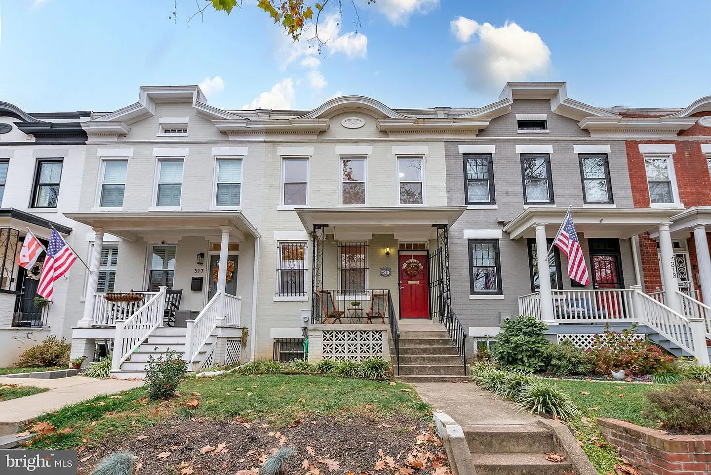 315 14th Pl NE photo 1