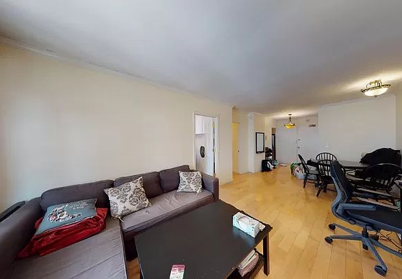 3rd image of 159 W 53rd St APT 23G