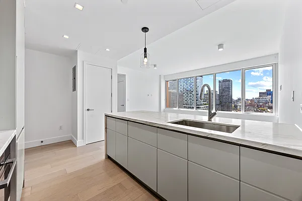 Kitchen, photo 2