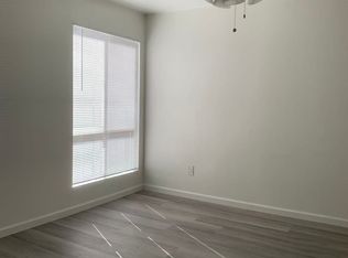 521 Sandalwood Pl Unit 8, Escondido, CA 92027