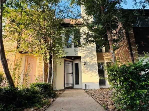 17210 Imperial Valley Dr APT 61, Houston, TX 77060