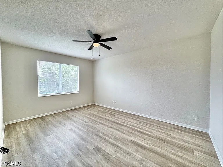 530 Kilgour Ave — Photo 21