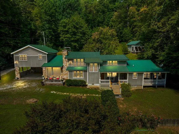 137 Everet Jenkins Rd, Robbinsville, NC 28771