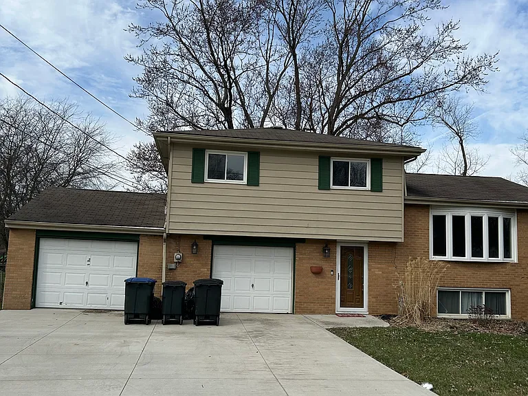 1312 Cherry Ln — Photo 40
