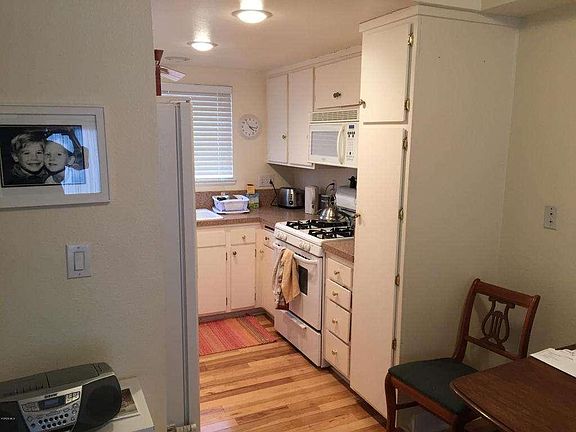 3rd image of 5423 Driftwood St