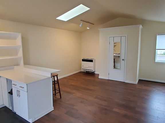 4th image of 53 W Etruria St #C