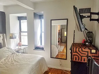 Rented by Green Home NY Realty LLC