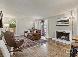 867 N Gossett Pl, Boise, ID 83704