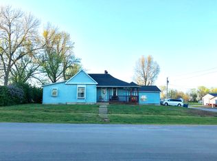 625 E Morgan St, Tipton, MO 65081