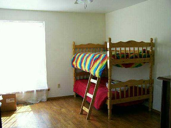 4th image of 1418 Ideal St