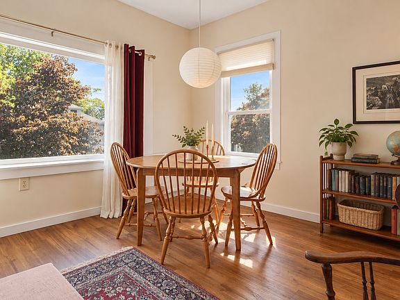 3rd image of 155 Hartley St #2