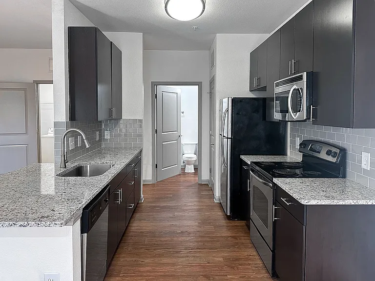 Legacy Cornelius Apartments — Photo 39