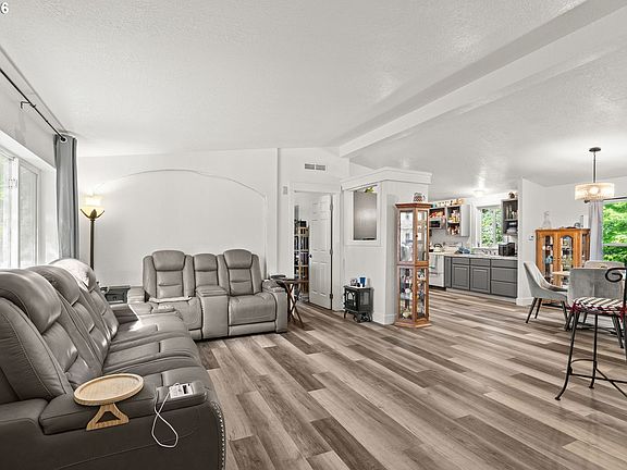 3rd image of 70100 E Highway 26 Unit 9