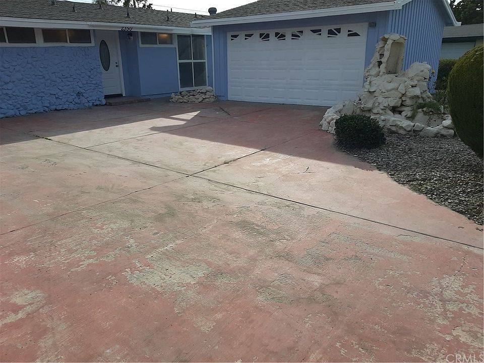 1st image of 2350 Carlton Ave