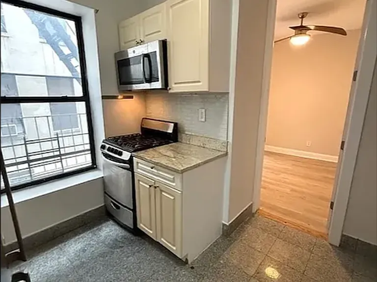 656 Saint Nicholas Ave #53 — Photo 3