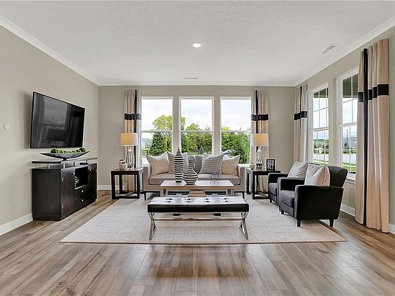 5th image of 11718 Harvester Cir N