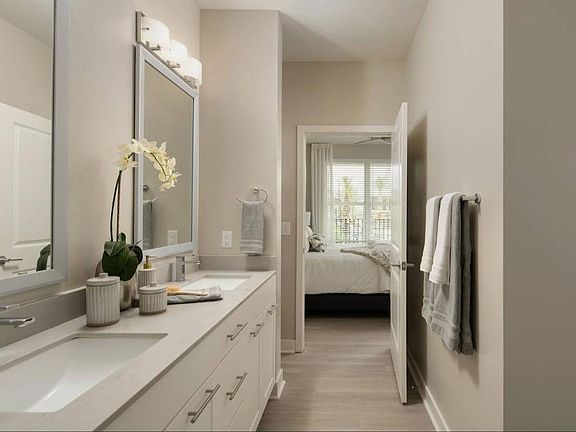 3rd image of 7110 Verdant Hill Rd APT 6020-1117