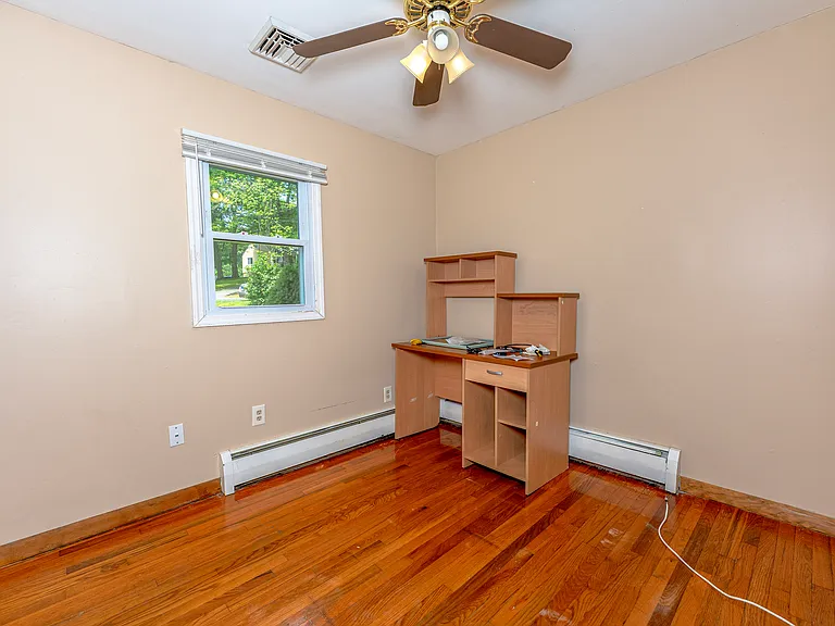 795 Hill St — Photo 13
