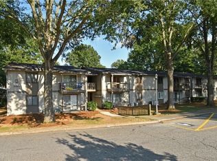 2260-86 W Sunderland Rd, Winston Salem, NC 27103