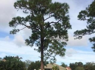 9410 Pinebark Ct, Fort Pierce, FL 34951
