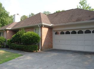 814 Moores Mill Rd, Auburn, AL 36830