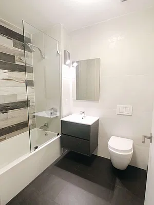 Rented by Manhattan Management LLC | media 35
