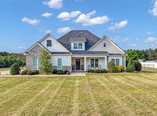 124 Creekridge Dr, Leesburg, GA 31763