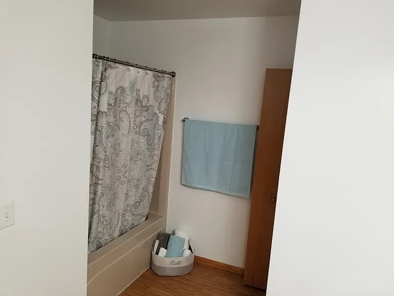 Riverwalk Apartments — Photo 47