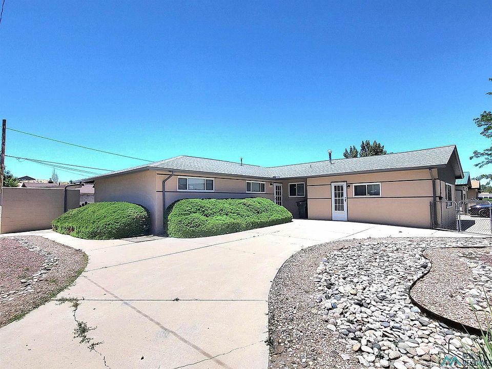 1st image of 420 Zecca Dr