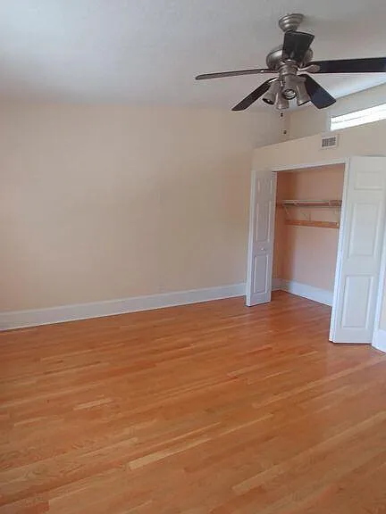 2886 Forbes St — Photo 11